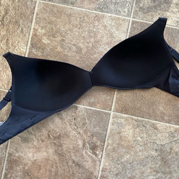 Skims Wireless Form Push-up Plunge Bra Onyx Size 42D - Picture 11 of 12